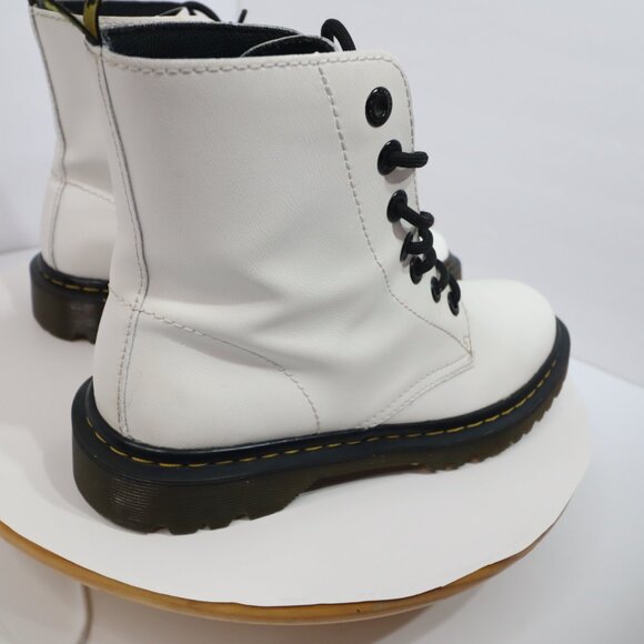 Doc Martens Luana 1460 Boots Women’s Size US 8  White Combat - Picture 7 of 15